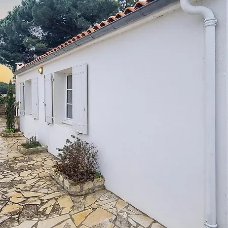 2 Bedroom Pet Friendly In Vakantiehuis