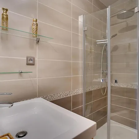 2 Bedroom Pet Friendly In Holiday home *