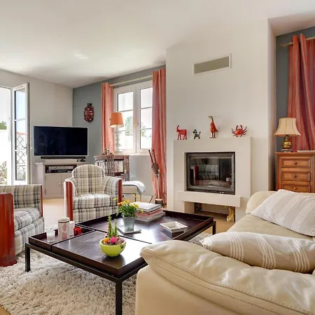2 Bedroom Pet Friendly In Rivedoux-Plage