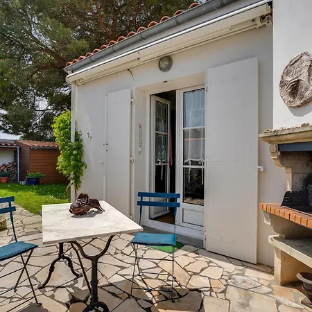 Holiday home 2 Bedroom Pet Friendly In